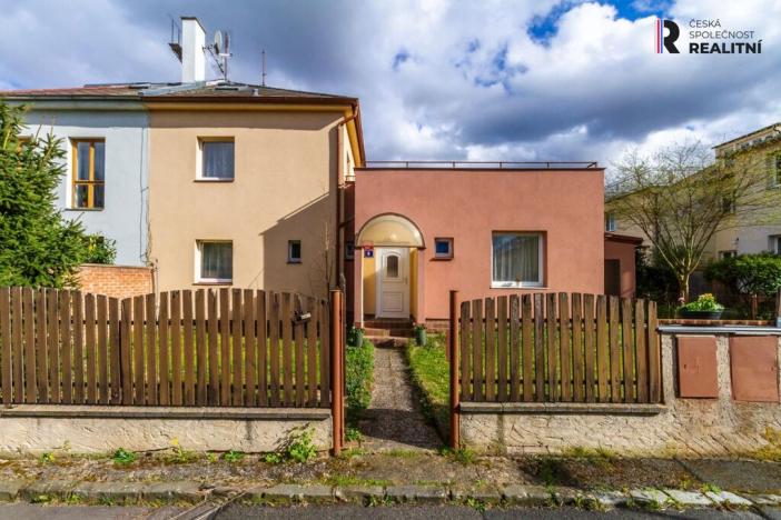 Prodej rodinného domu, Praha - Suchdol, Lanýžová, 136 m2