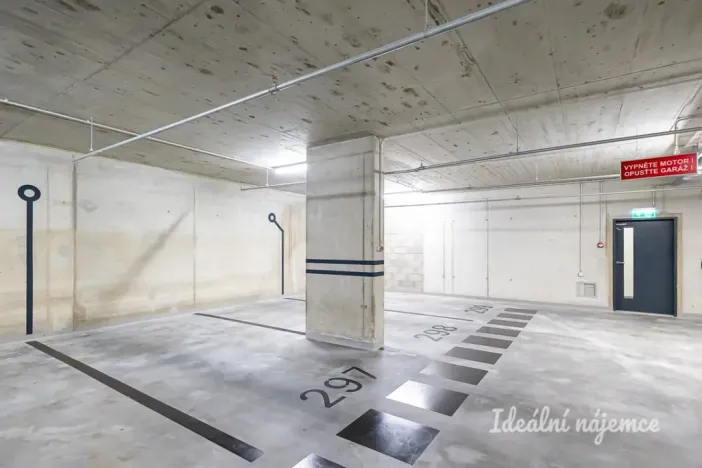 Pronájem bytu 2+kk, Praha - Vysočany, Pechmanových, 53 m2