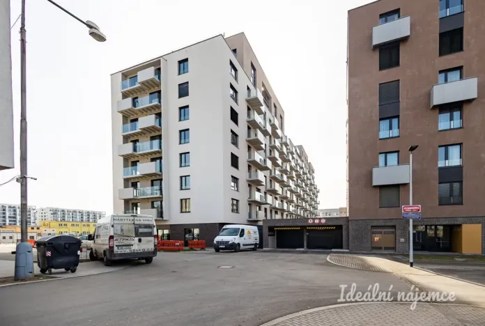 Pronájem bytu 2+kk, Praha - Vysočany, Pechmanových, 53 m2