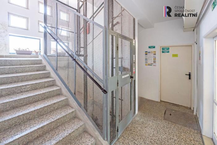 Prodej bytu 3+1, Znojmo, Bolzanova, 64 m2