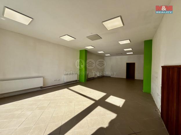Pronájem obchodního prostoru, Česká Třebová, Tyršovo náměstí, 65 m2