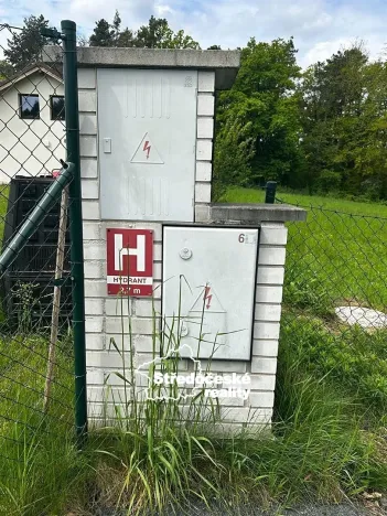 Prodej pozemku pro bydlení, Hrusice, Pod Lesem, 2000 m2