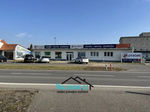 Pronájem obchodního prostoru, Uherský Ostroh, 320 m2