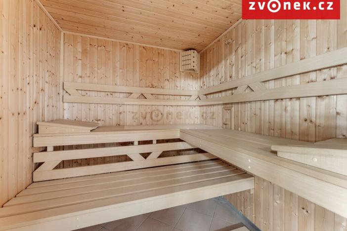 Prodej kanceláře, Hranice - Hranice I-Město, 550 m2