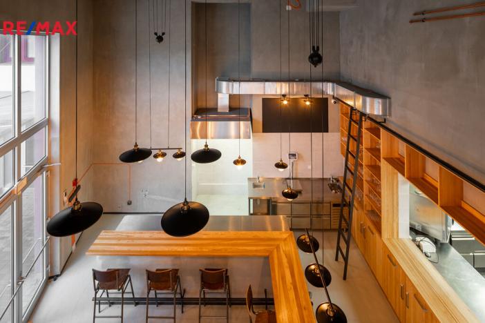 Prodej restaurace, Praha - Stodůlky, Tlumačovská, 365 m2