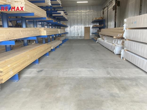 Prodej skladu, Přelouč, 2550 m2