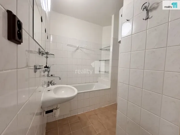 Pronájem bytu 1+kk, Česká Lípa, Větrná, 27 m2