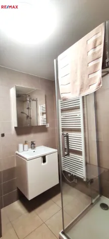 Prodej apartmánu, Zlaté Hory - Ondřejovice, 250 m2