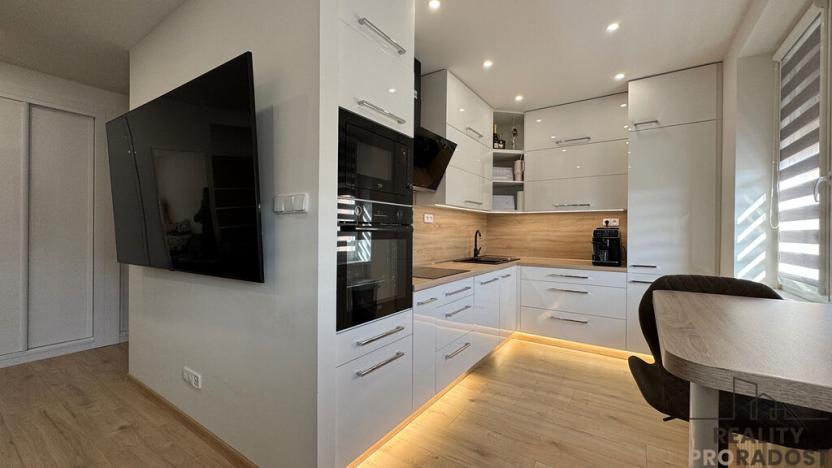 Prodej bytu 3+kk, Havířov, Okrajová, 63 m2