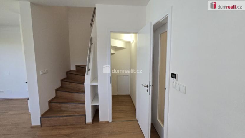 Prodej rodinného domu, Mořina, 106 m2