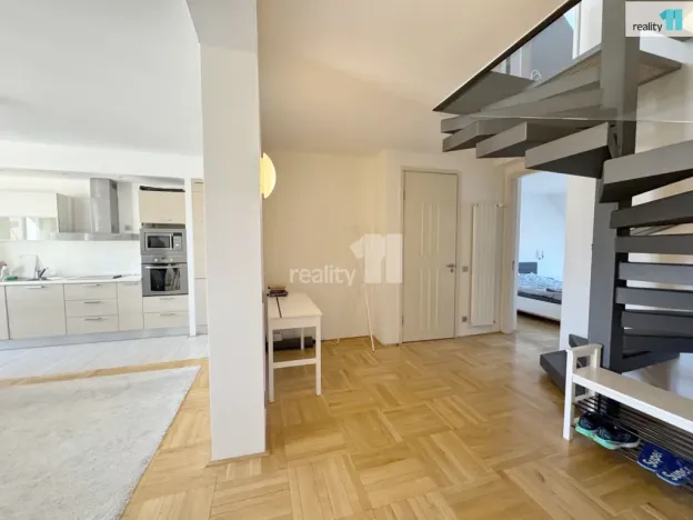 Pronájem bytu 3+kk, Praha - Vinohrady, U Kanálky, 108 m2
