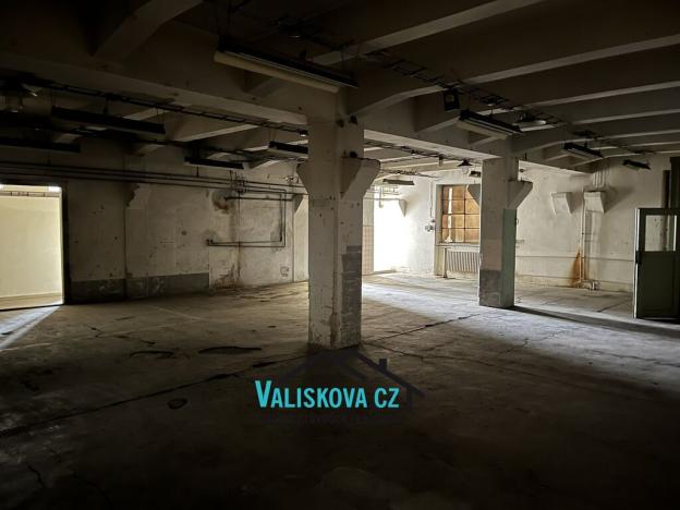 Pronájem skladu, Kroměříž, Hulínská, 792 m2