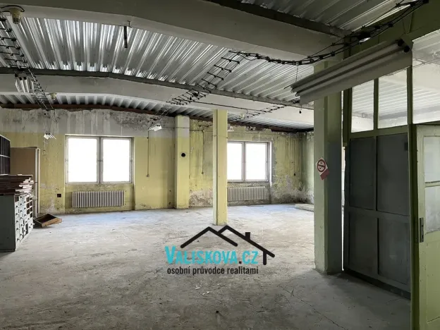 Pronájem skladu, Kroměříž, Hulínská, 792 m2