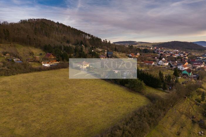 Prodej pozemku pro bydlení, Chodouň, 1636 m2