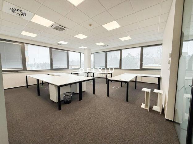 Pronájem kanceláře, Brno - Štýřice, Londýnské náměstí, 742 m2