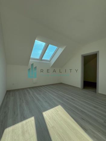 Prodej bytu 3+kk, Strážnice, Grůska, 93 m2