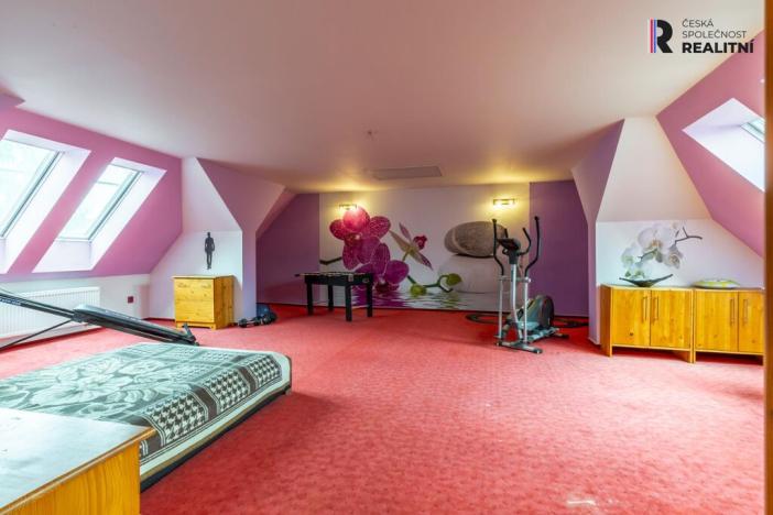 Prodej obchodního prostoru, Bystřice - Semovice, 800 m2