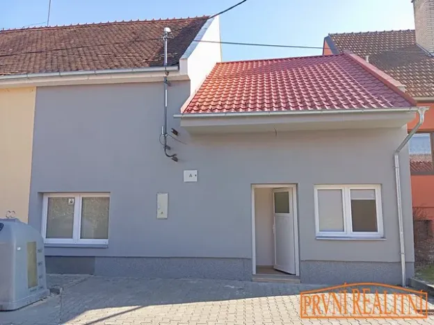 Pronájem bytu 3+1, Uherský Brod, Spojovací, 120 m2