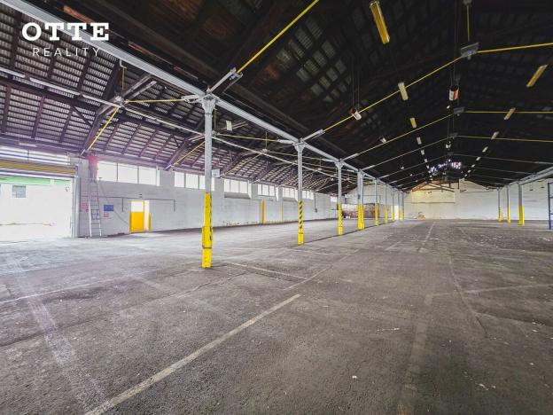 Pronájem skladu, Rokycany, Boženy Němcové, 3679 m2