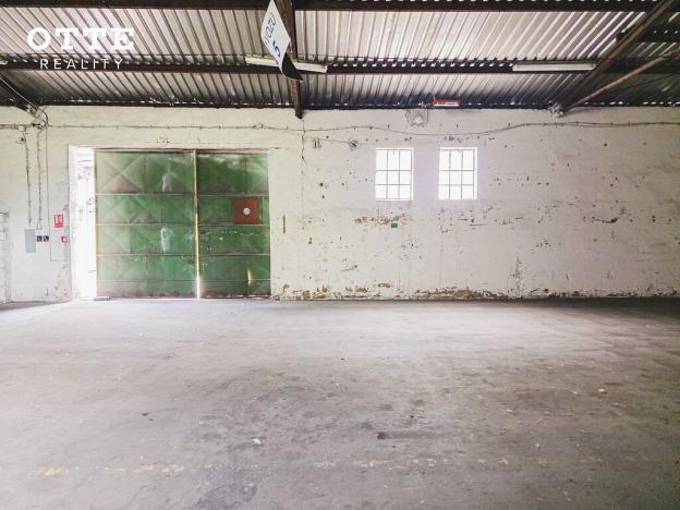 Pronájem skladu, Rokycany, Boženy Němcové, 3679 m2