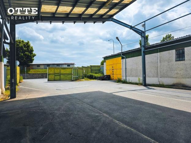 Pronájem skladu, Rokycany, Boženy Němcové, 3679 m2