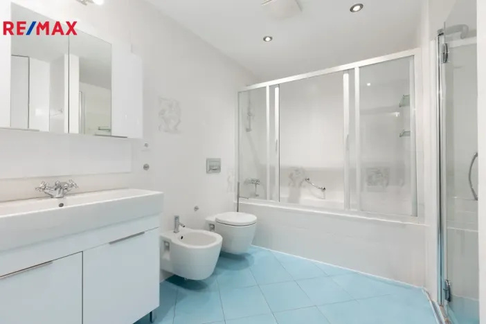 Prodej bytu 3+kk, Karlovy Vary, Pražská silnice, 99 m2