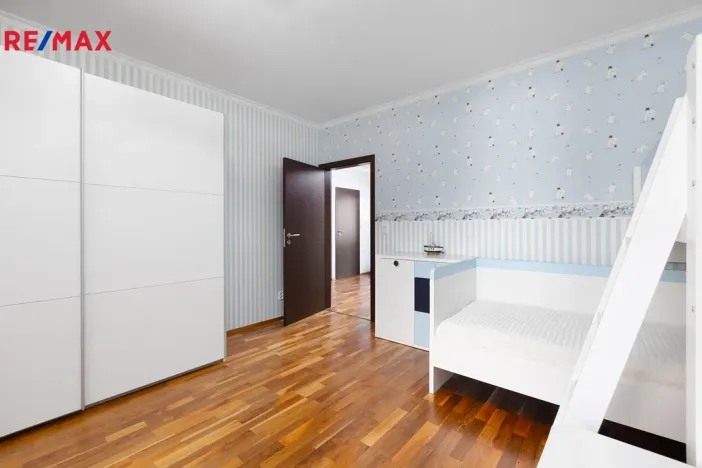 Prodej bytu 3+kk, Karlovy Vary, Pražská silnice, 99 m2