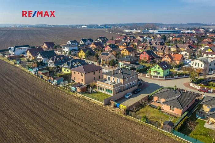 Prodej rodinného domu, Líbeznice, Nedvědova, 320 m2