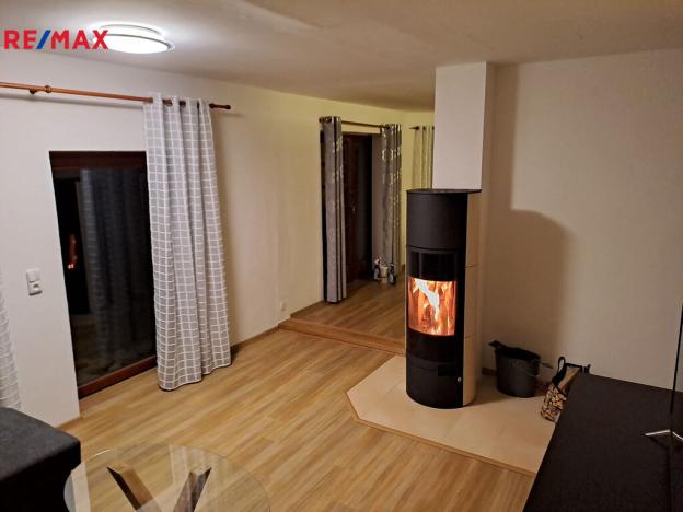 Pronájem bytu 2+1, Hosín, 60 m2