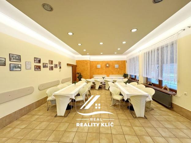 Prodej obchodního prostoru, Vřesina, 21. dubna, 613 m2