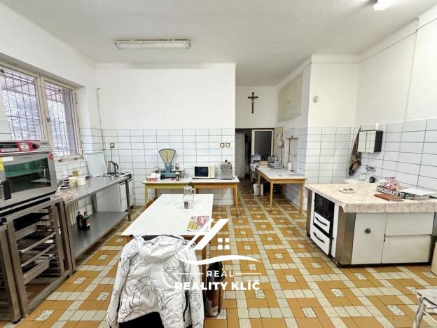 Prodej obchodního prostoru, Vřesina, 21. dubna, 613 m2