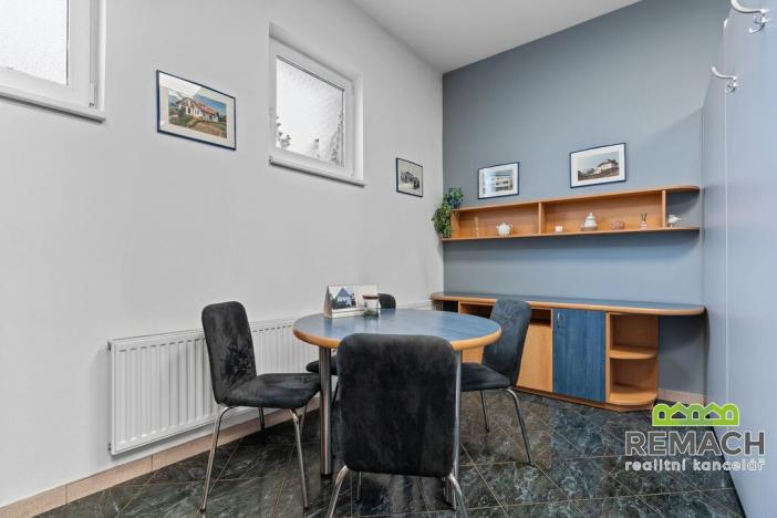 Pronájem skladu, Uherský Brod, Stolařská, 440 m2