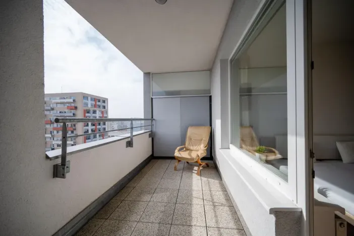 Pronájem bytu 1+kk, Praha - Horní Měcholupy, Modenská, 26 m2