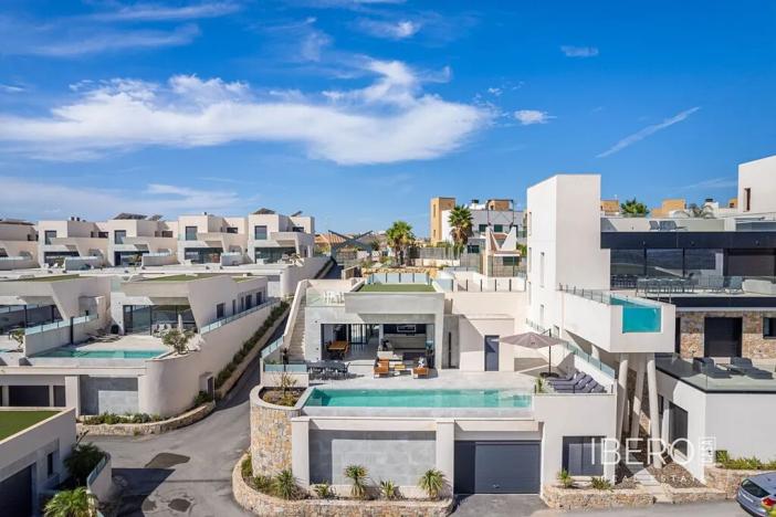 Prodej rodinného domu, Rojales, Španělsko, 333 m2