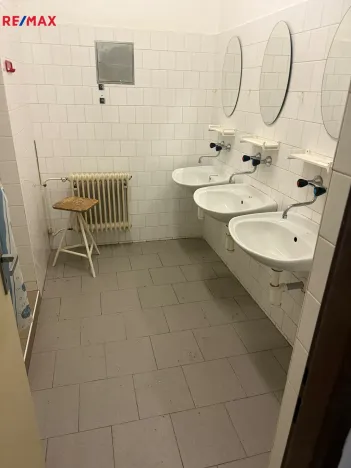 Pronájem výrobních prostor, Jihlava, Na Vyhlídce, 700 m2