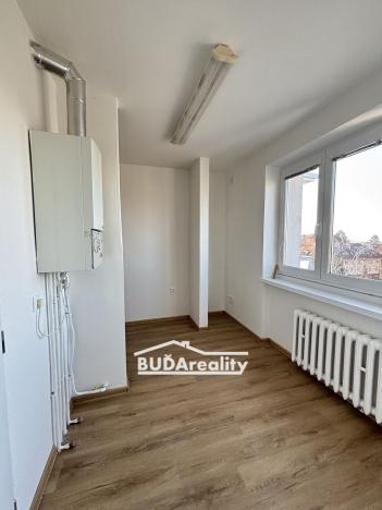 Prodej bytu 3+1, Zlín, Slovenská, 72 m2