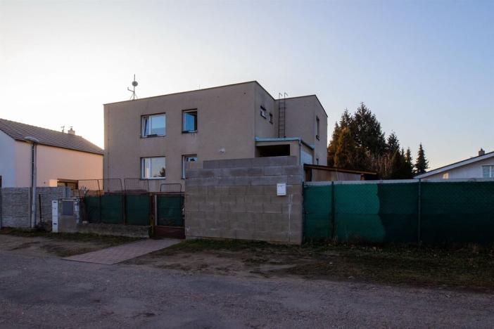 Prodej bytu 4+kk, Radonice, Zápská, 100 m2