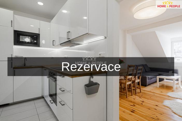 Prodej bytu 2+1, Karlovy Vary, Zeyerova, 45 m2