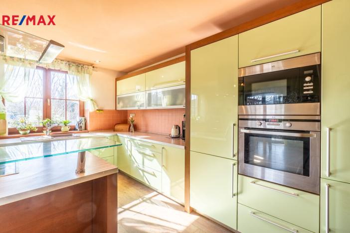 Prodej rodinného domu, Ondřejov - Třemblat, Výstavní, 310 m2