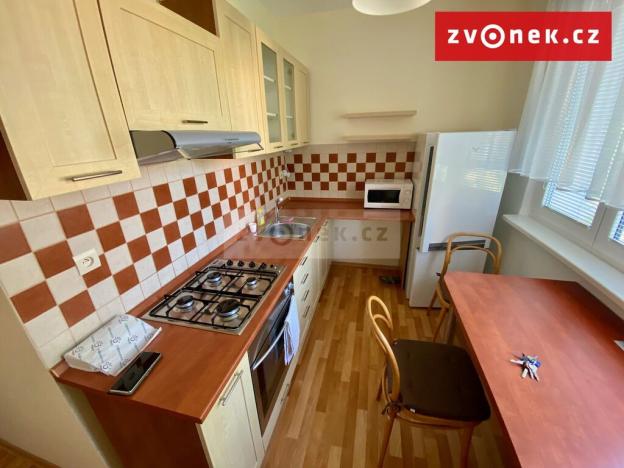 Pronájem bytu 2+1, Zlín - Malenovice, třída Svobody, 55 m2