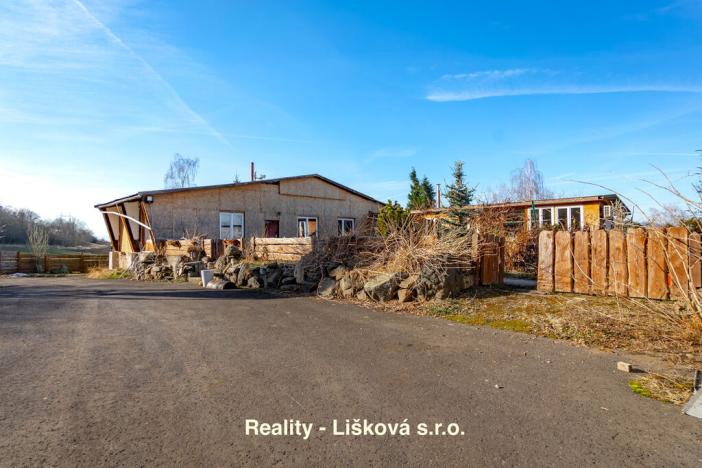 Prodej výrobních prostor, Žalany, Černčická, 18052 m2