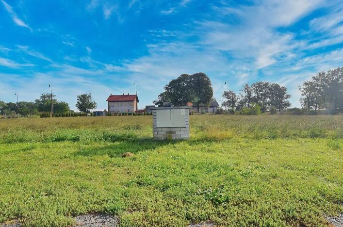 Prodej pozemku pro bydlení, Dvory, 1066 m2