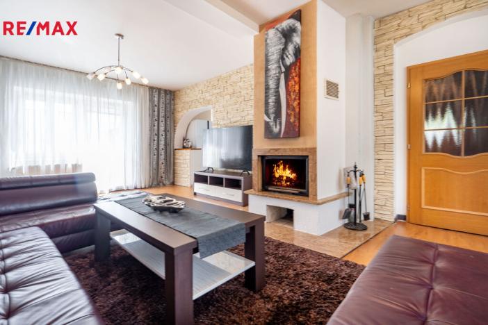 Prodej rodinného domu, Karlovy Vary - Dvory, Chebská, 256 m2