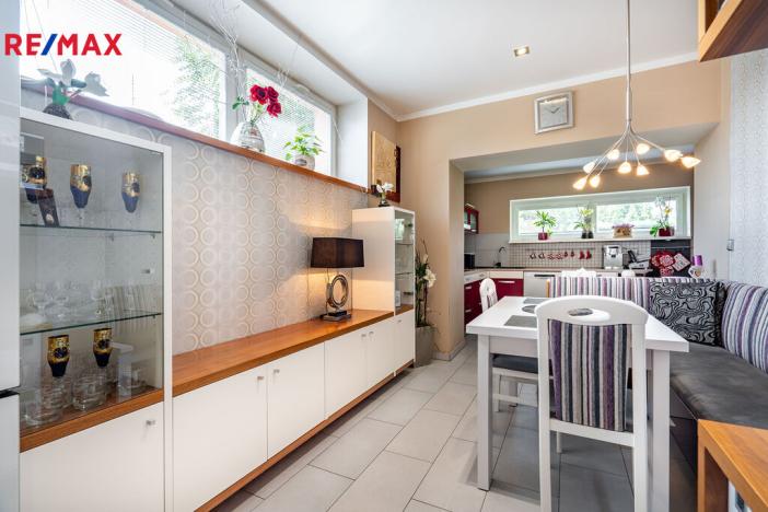 Prodej rodinného domu, Karlovy Vary - Dvory, Chebská, 256 m2