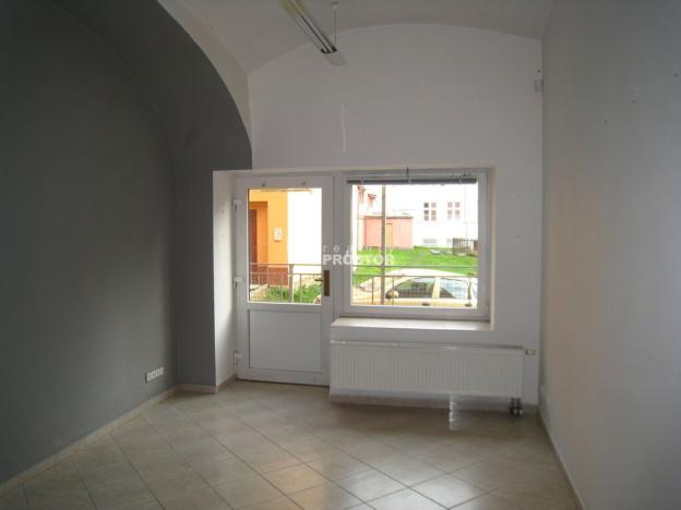 Pronájem obchodního prostoru, Rumburk, Třída 9. května, 16 m2