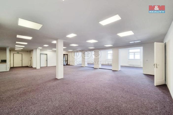 Pronájem obchodního prostoru, Ostrov, Krátká, 370 m2