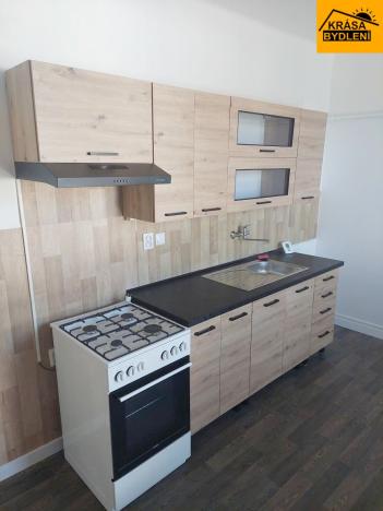 Pronájem bytu 3+1, Luká, 80 m2