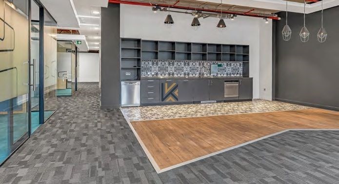 Pronájem kanceláře, Praha - Dejvice, Evropská, 600 m2