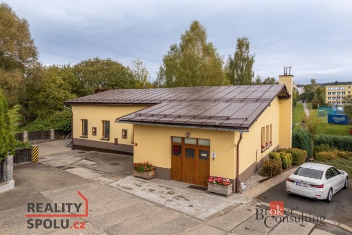 Prodej obchodního prostoru, Jablonec nad Nisou - Mšeno nad Nisou, Želivského, 300 m2