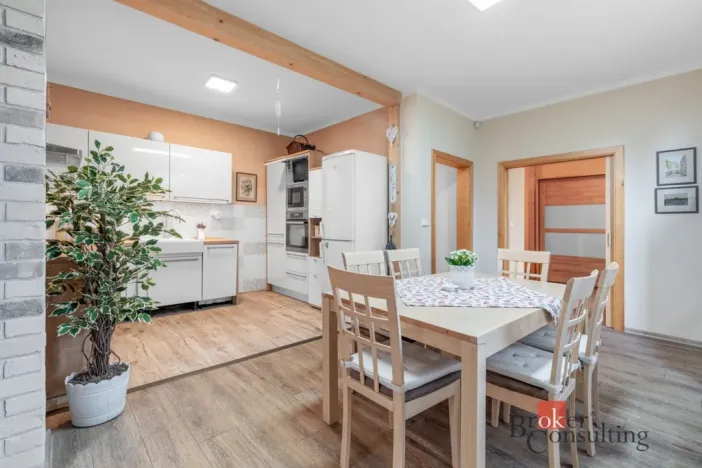 Prodej obchodního prostoru, Jablonec nad Nisou - Mšeno nad Nisou, Želivského, 300 m2